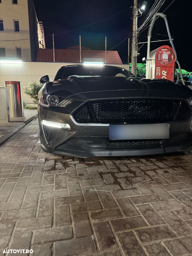 Ford Mustang - 5