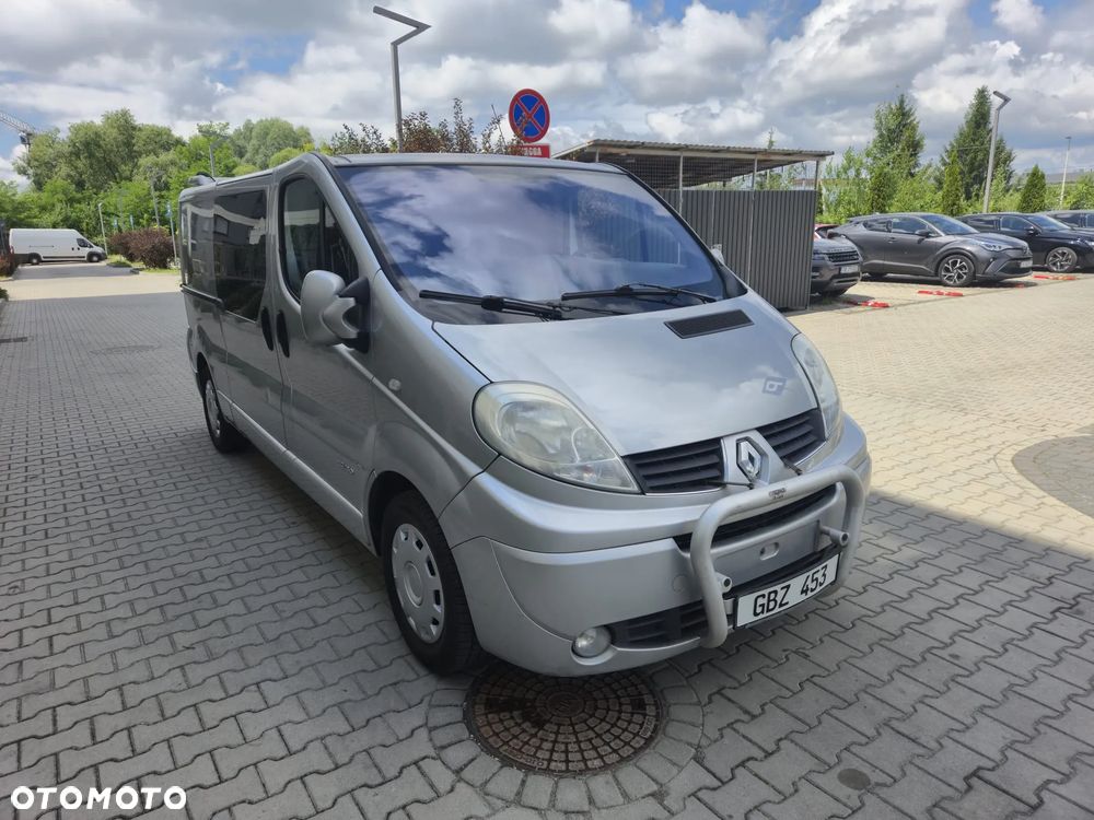 Renault Trafic - 2