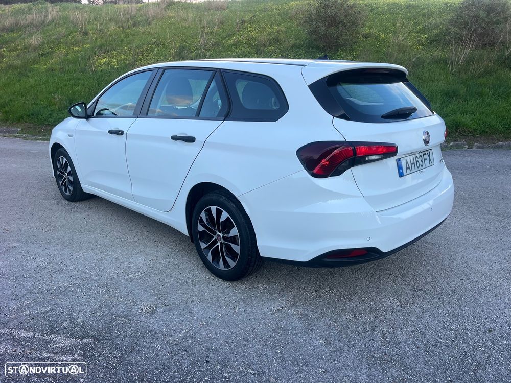 Fiat Tipo Station Wagon 1.0 GSE T3 City Life - 4