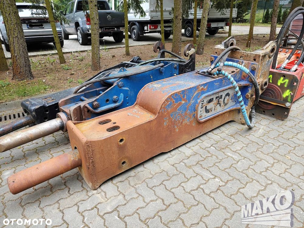 Młot hydrauliczny Toku TNB230 2250kg do koparki - 1