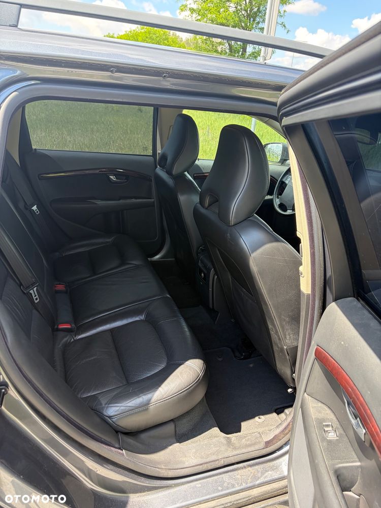 Volvo V70 2.0 Momentum - 5