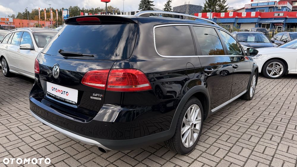Volkswagen Passat Alltrack - 12