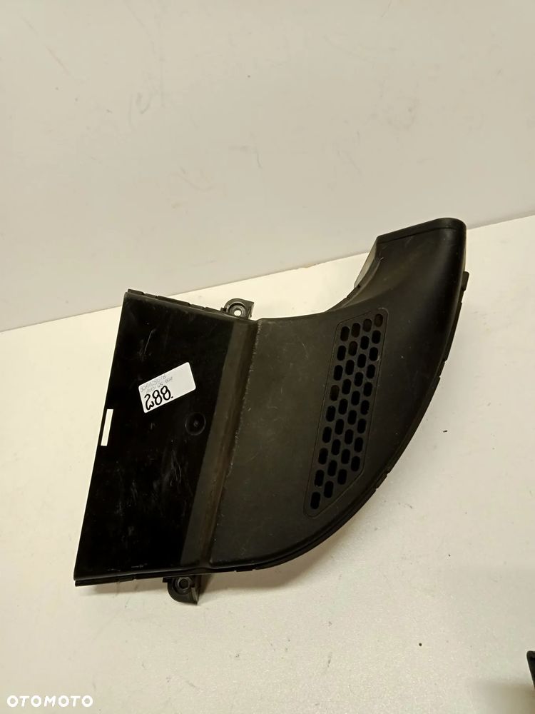 WLOT DOLOT ŁAPACZ POWIETRZA AUDI Q5 80A 80A129618