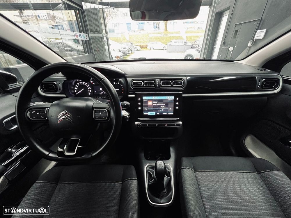 Citroën C3 1.2 PureTech Shine - 15