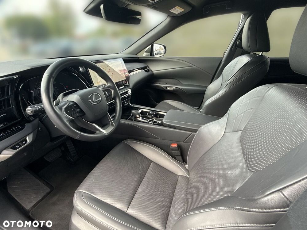 Lexus RX - 9
