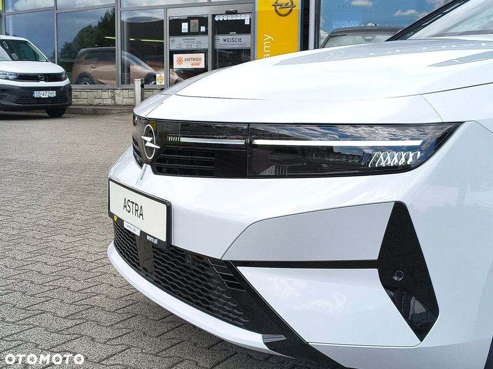 Opel Astra - 2