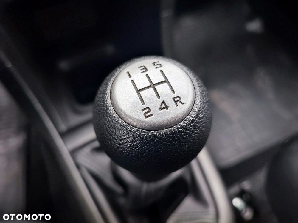 Suzuki Swift 1.2 Club - 21