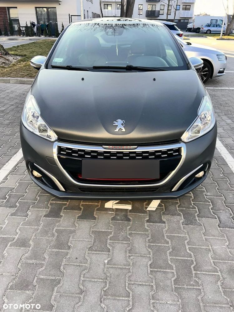 Peugeot 208 - 4