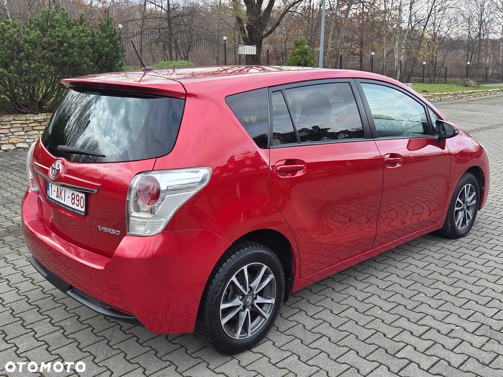 Toyota Verso 1.8 Premium MS - 11