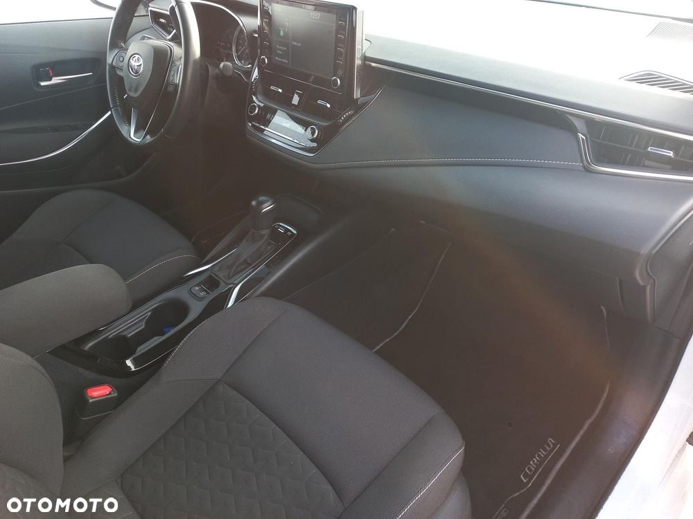 Toyota Corolla 1.8 Hybrid Comfort - 13