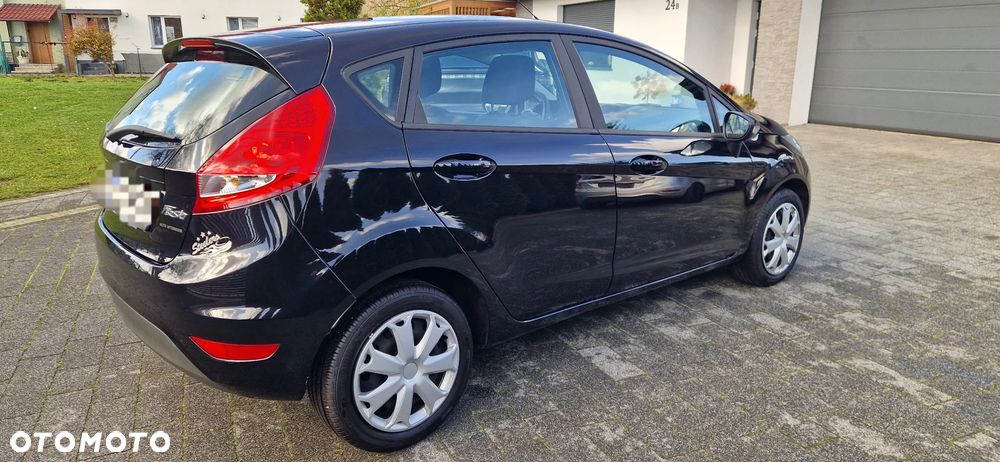 Ford Fiesta - 15