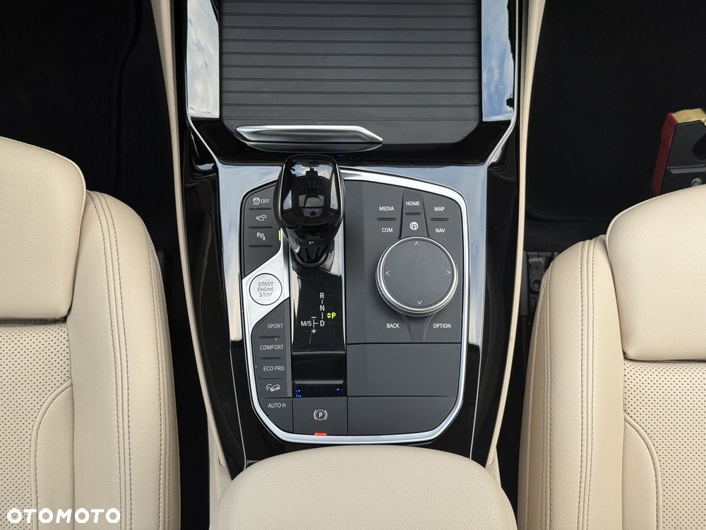 BMW X3 xDrive30i mHEV - 22