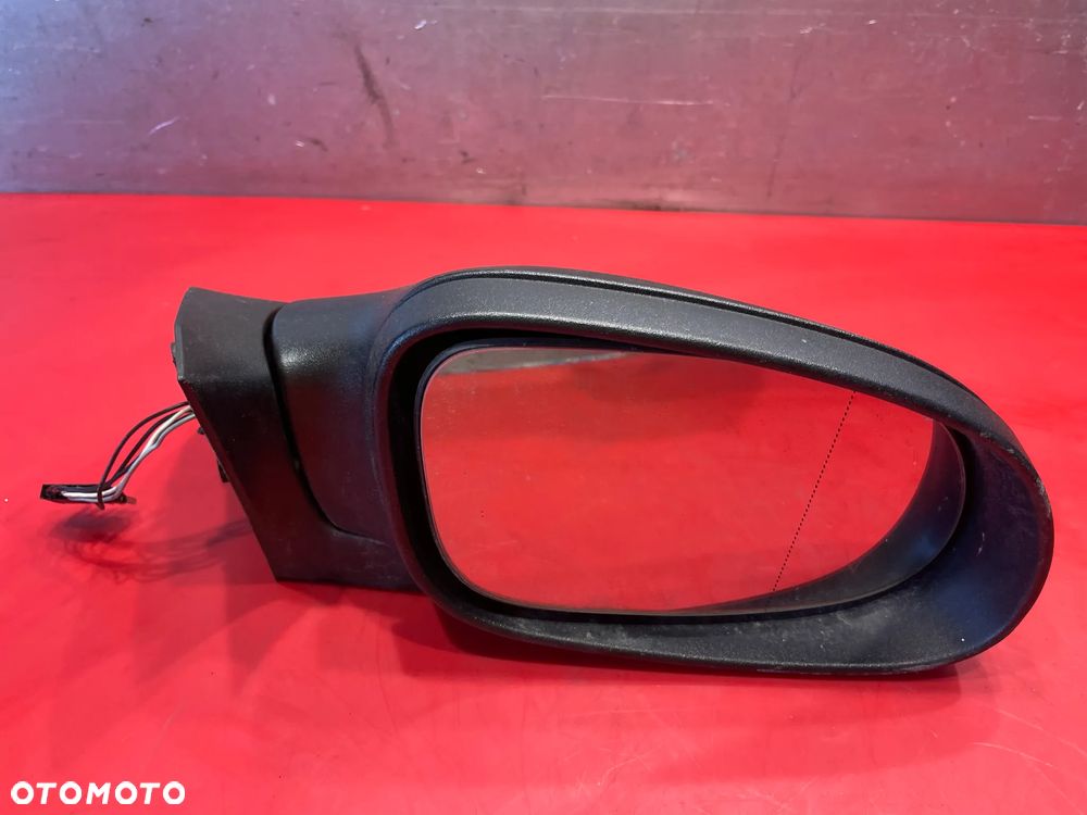 MERCEDES W168 LUSTERKO PRAWE - 1