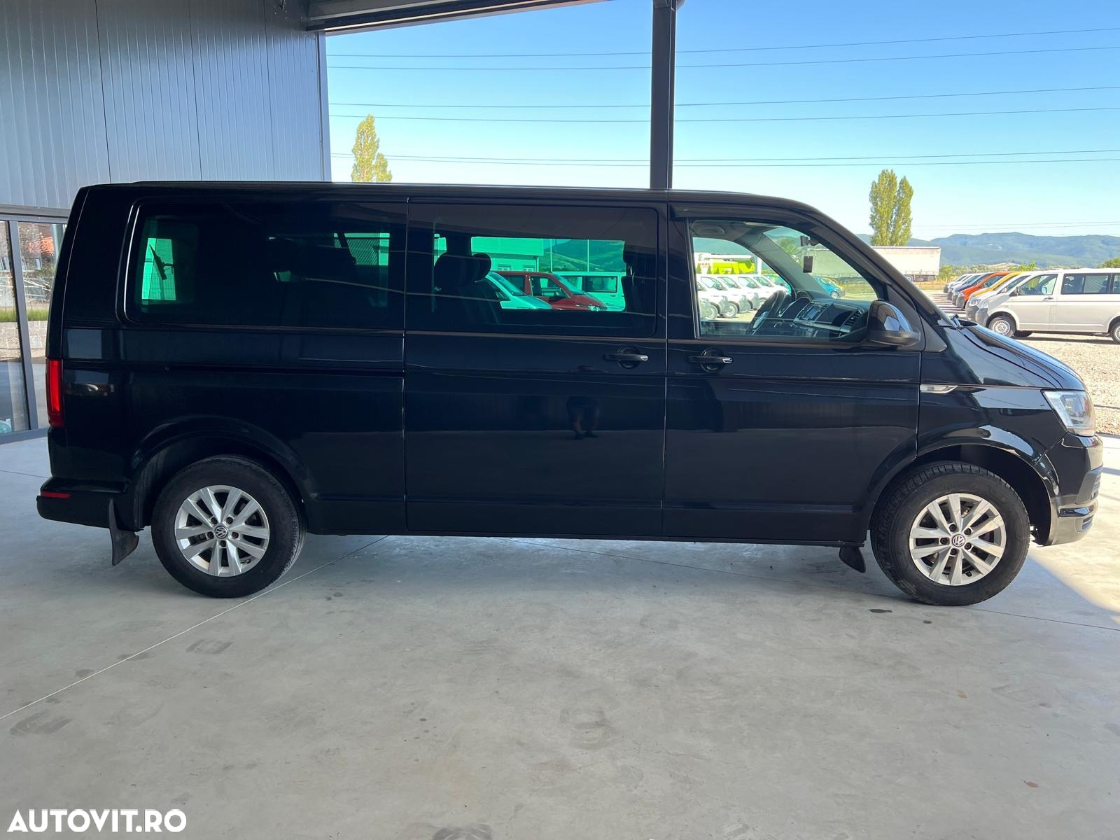 Volkswagen Caravelle T6 2.0 TDI LR Comfortline - 11