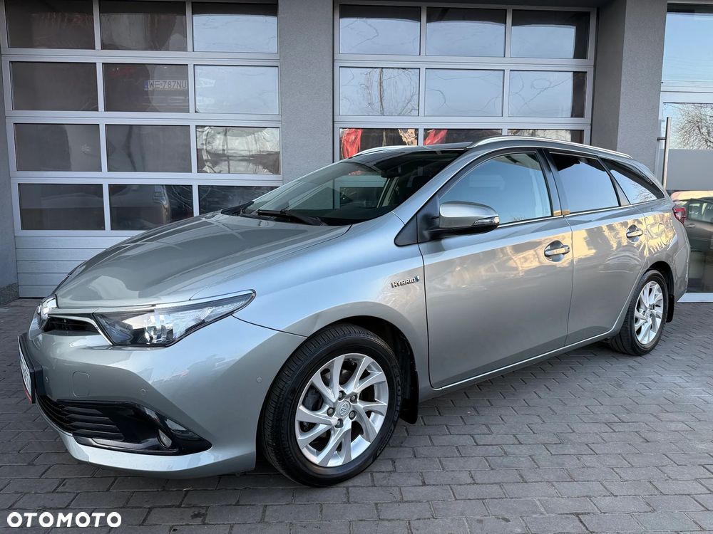 Toyota Auris Hybrid 135 Comfort - 25