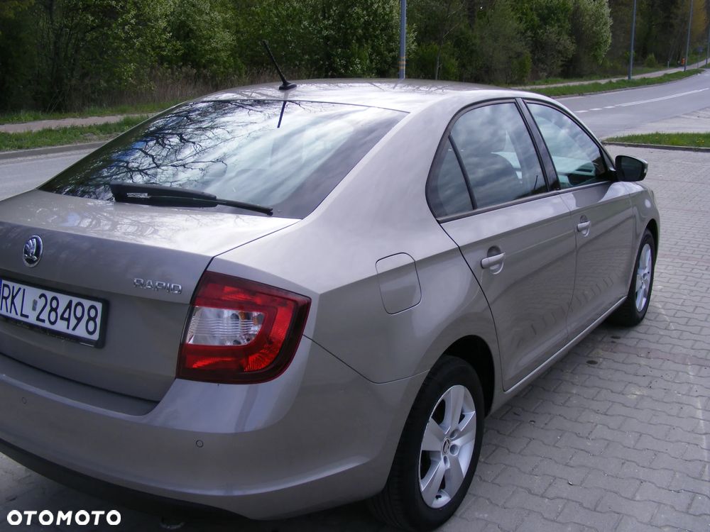 Skoda RAPID 1.0 TSI Style - 4