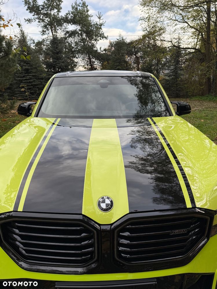 BMW XM - 11