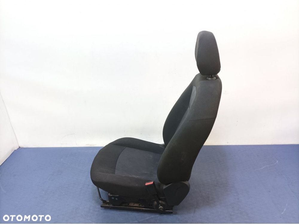 CITROEN C-ELYSEE II FOTEL PASAŻERA. - 5