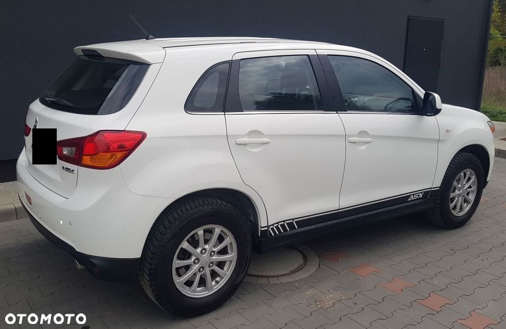 Mitsubishi ASX - 8