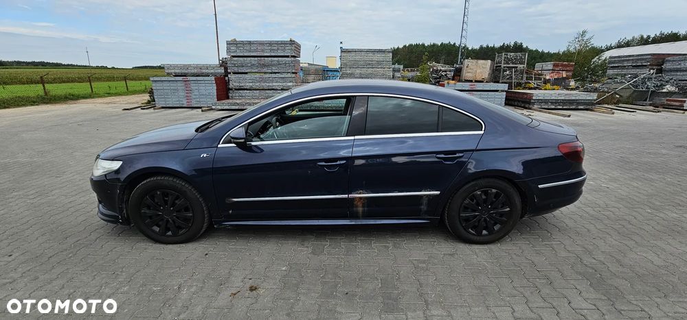 Volkswagen Passat - 2