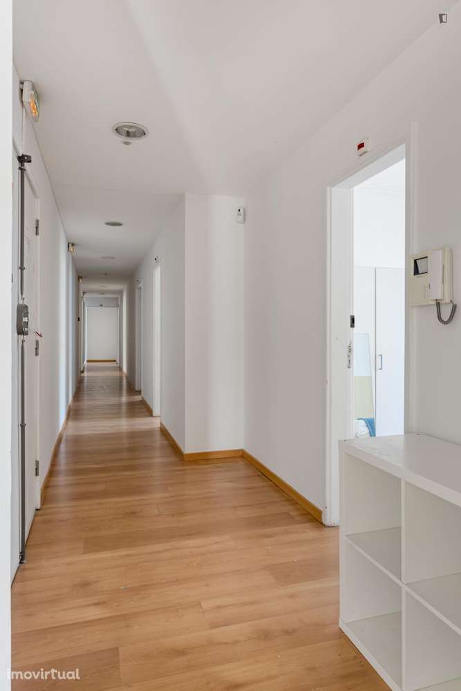 Quarto - localizado em Picoas Lisbon - Grande imagem: 4/19