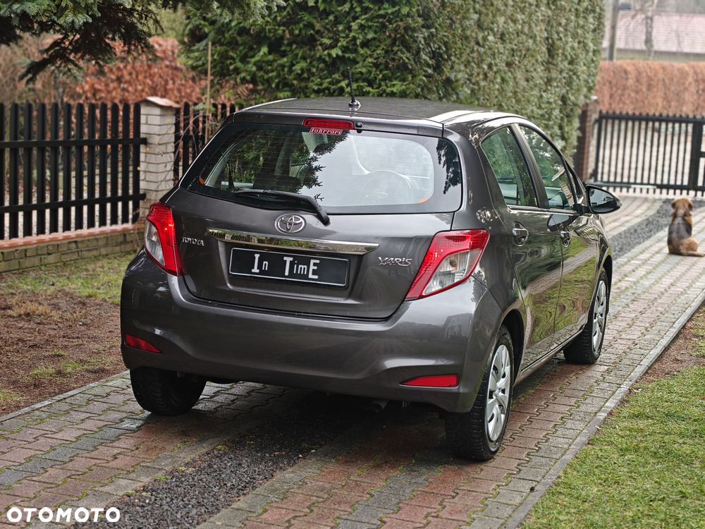 Toyota Yaris - 35