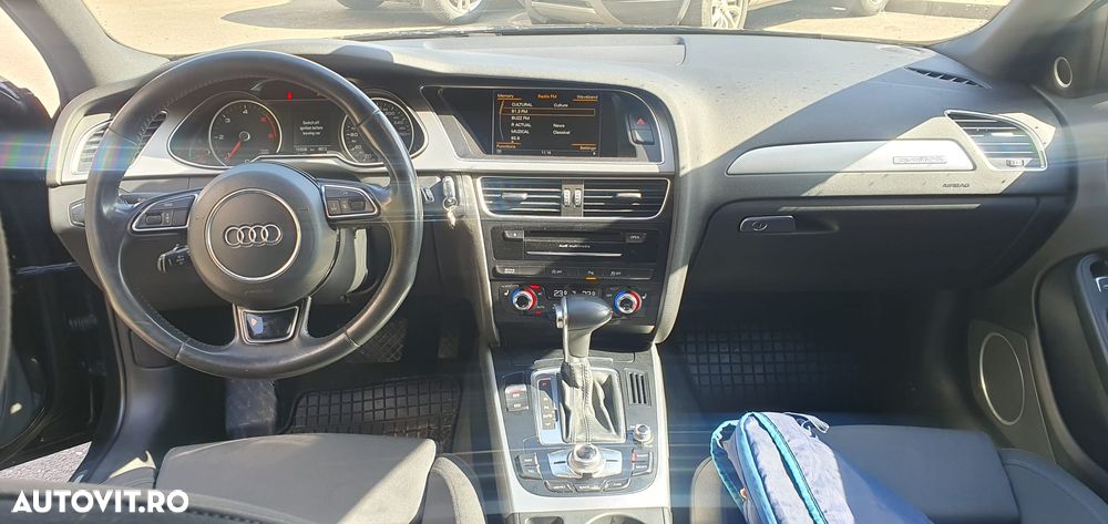 Audi A4 2.0 TDI quattro Stronic - 9