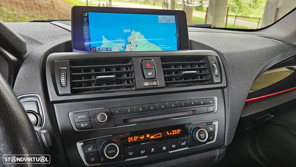 BMW 120 d xDrive Sport Line - 23