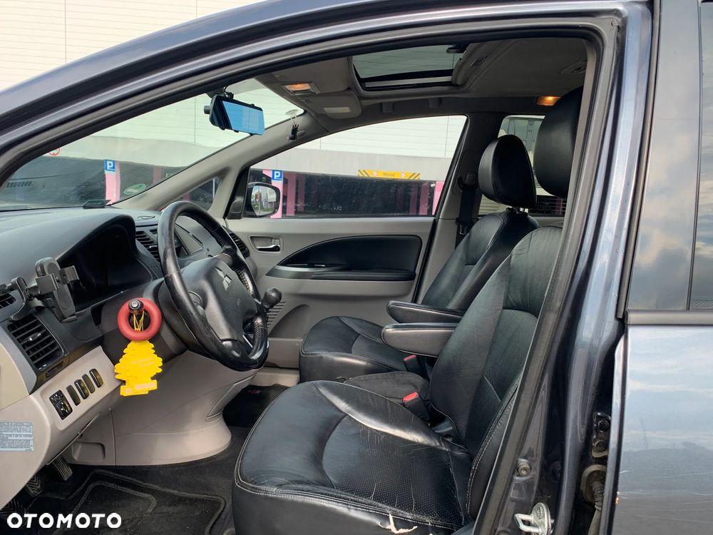 Mitsubishi Grandis 2.0 DID Intense - 6