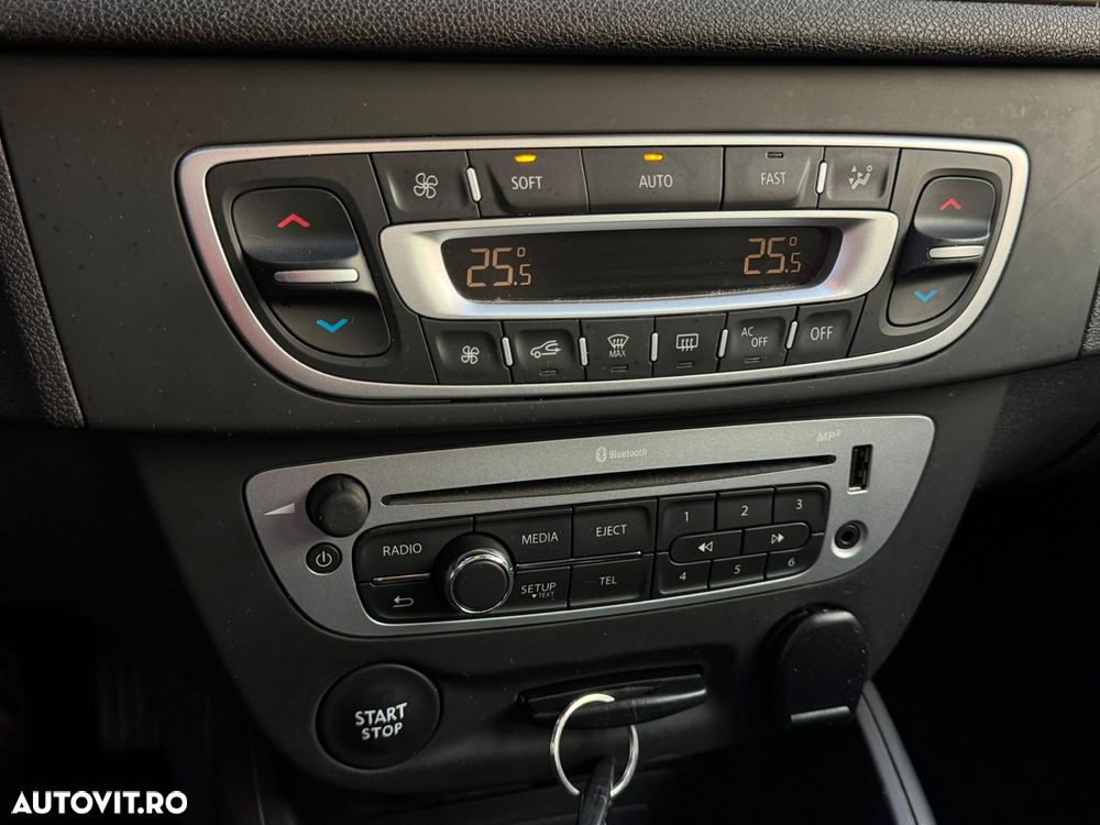 Renault Megane ENERGY dCi 110 GT LINE - 11