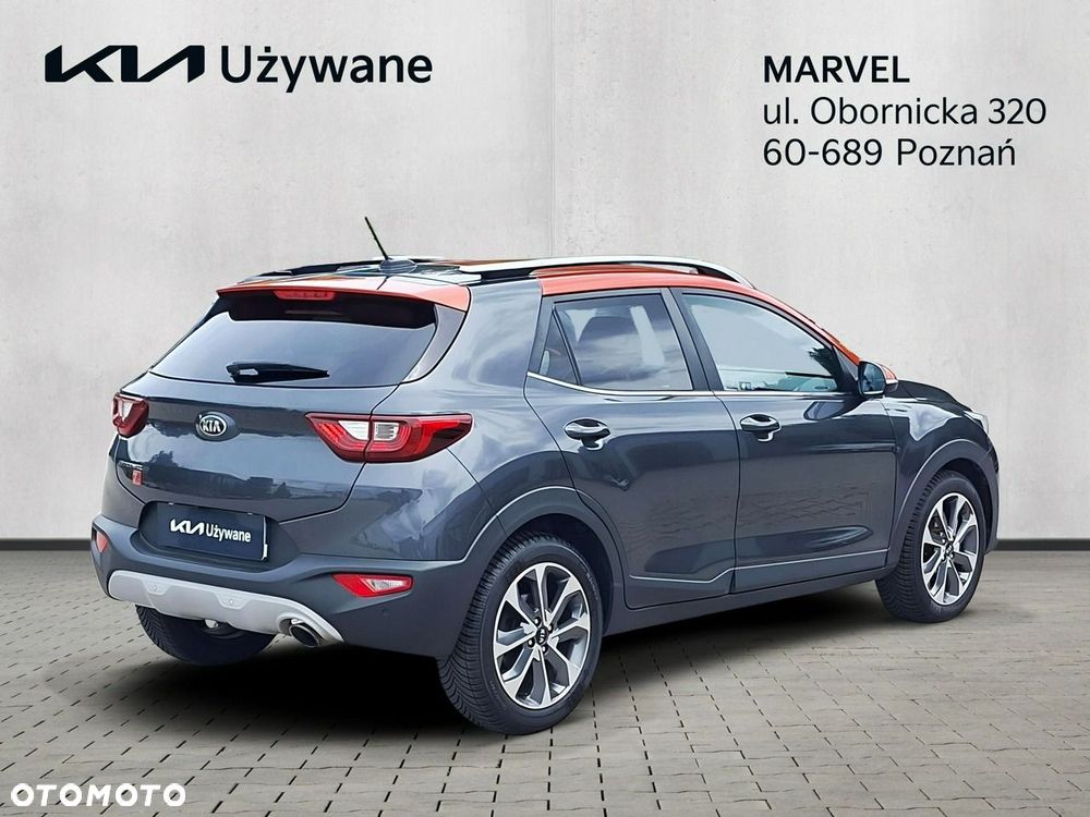 Kia Stonic 1.4 L - 6