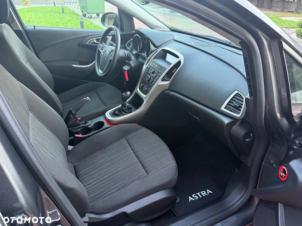 Opel Astra - 13