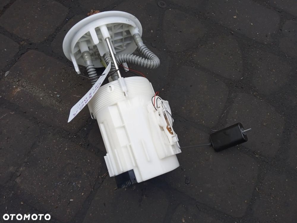 POMPA PALIWA DACIA DOKKER 1.5 DCI - 2