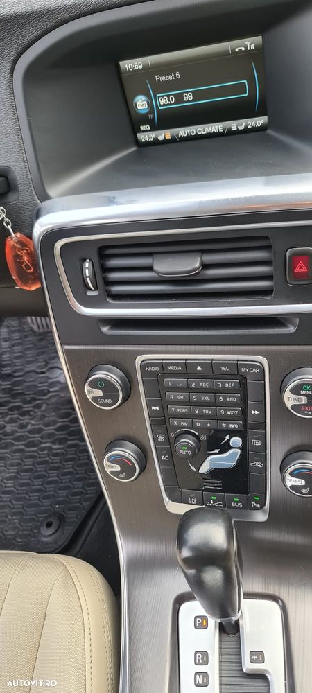 Volvo S60 - 8