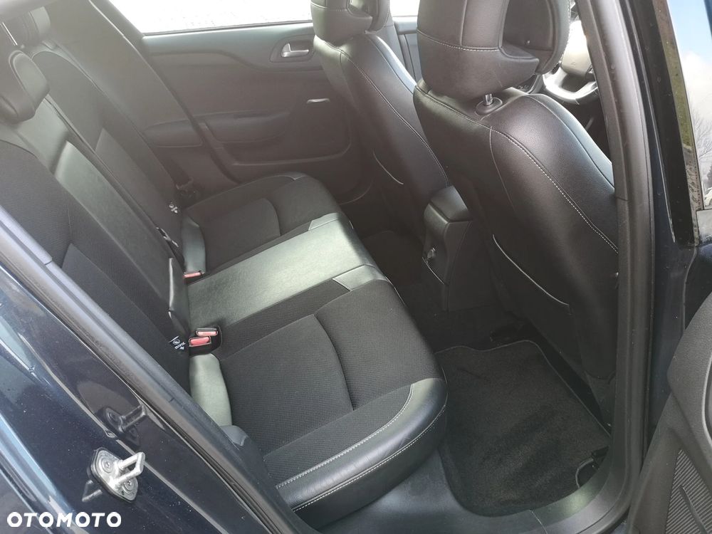 Citroën DS4 1.6 VTi SoChic - 29