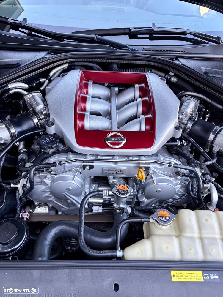 Nissan GT-R 3.8 V6 Black Edition - 9