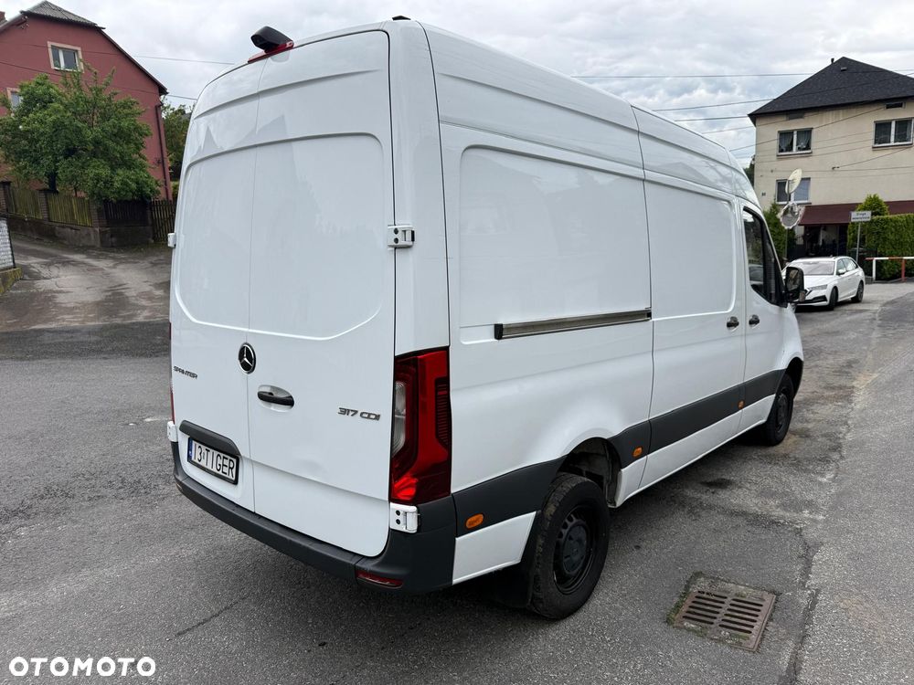Mercedes-Benz SPRINTER - 5