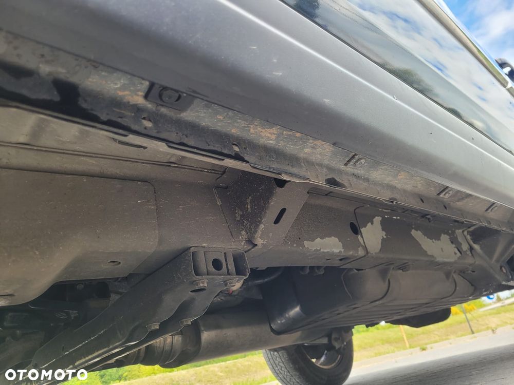 Jeep Grand Cherokee - 19