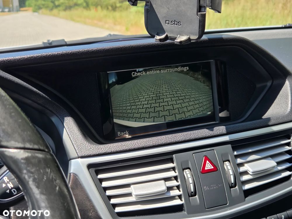 Mercedes-Benz Klasa E 300 CDI BlueEff Avantgarde - 7