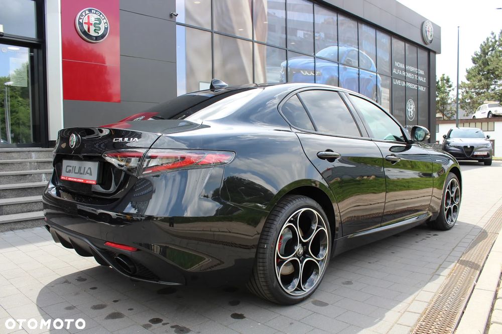 Alfa Romeo Giulia 2.0 Turbo Veloce Q4 - 12