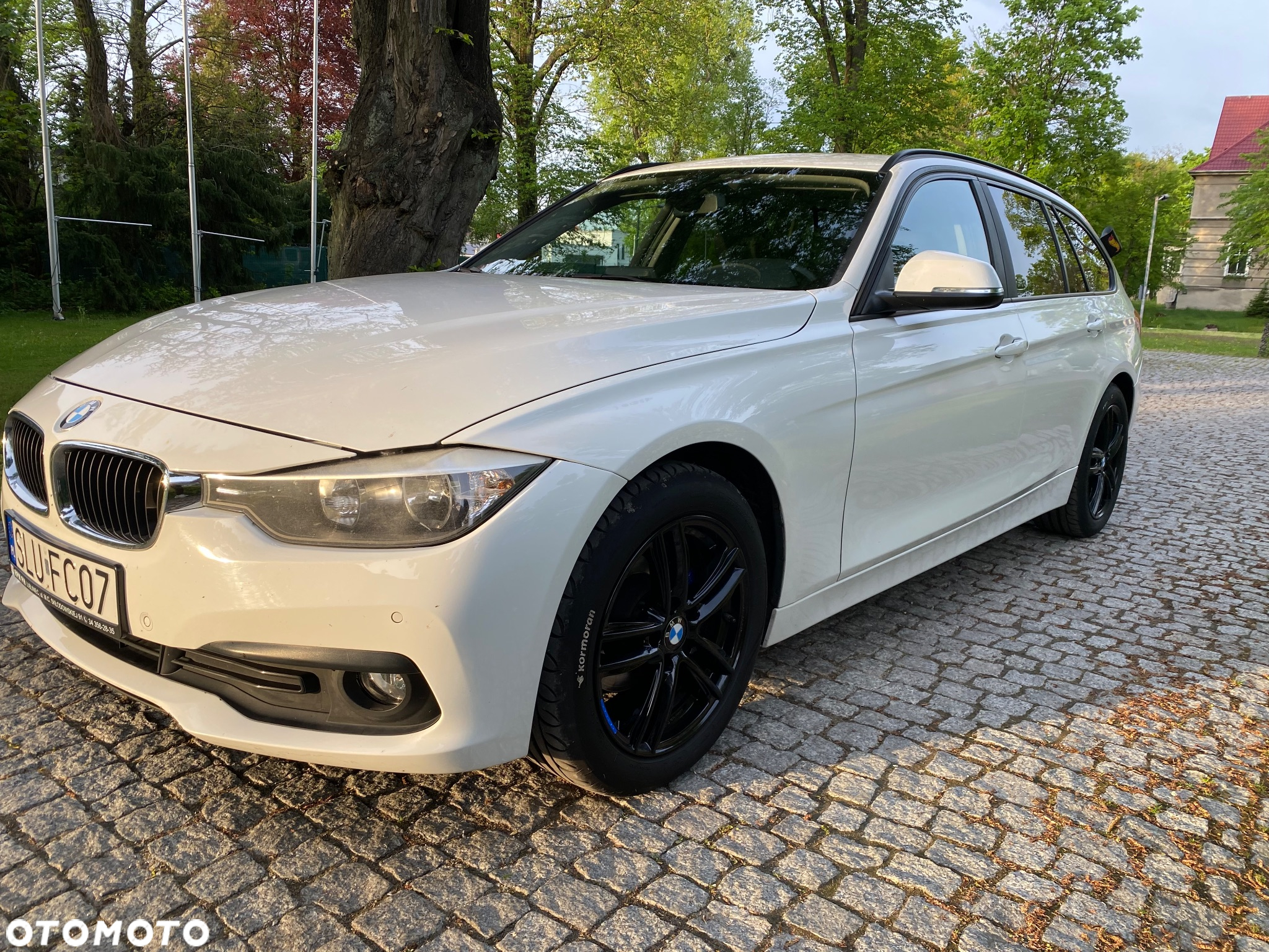 BMW Seria 3 318d - 3