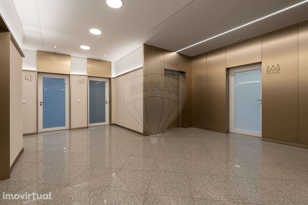 Escritório  para arrendamento - Grande imagem: 5/9