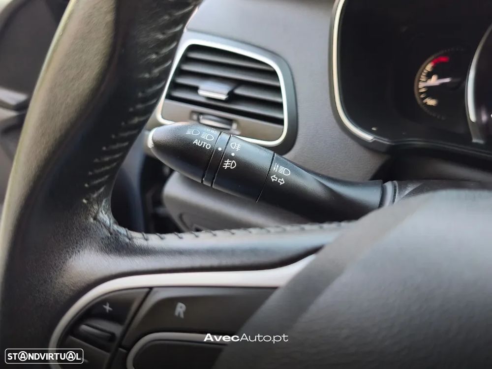 Renault Mégane Sport Tourer 1.5 dCi Limited - 40