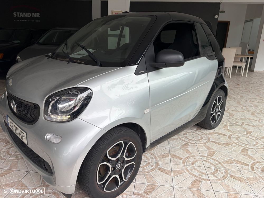 Smart Fortwo Cabrio EQ passion edition nightsky - 10
