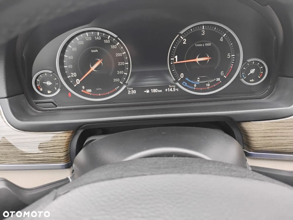 BMW Seria 5 520d Modern Line - 9