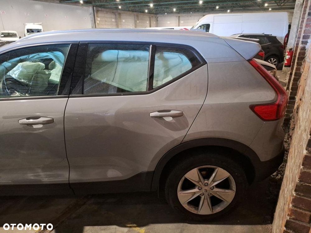 Volvo XC 40 - 8