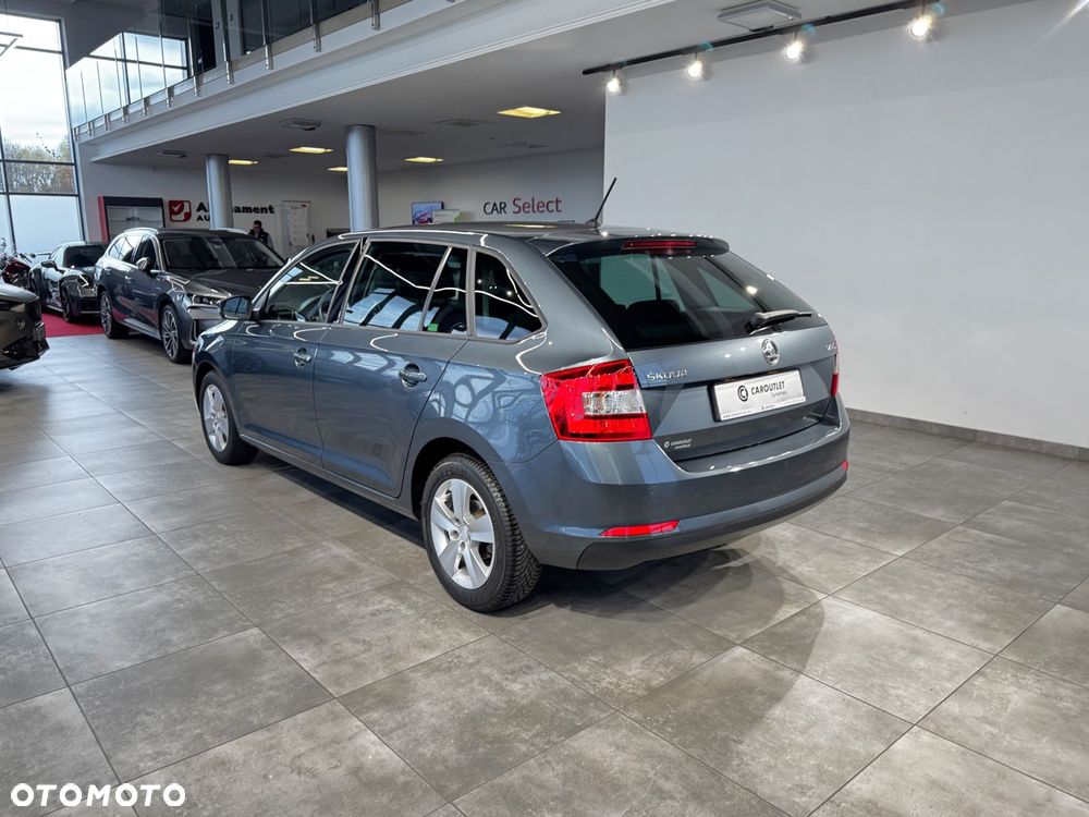 Skoda RAPID - 7
