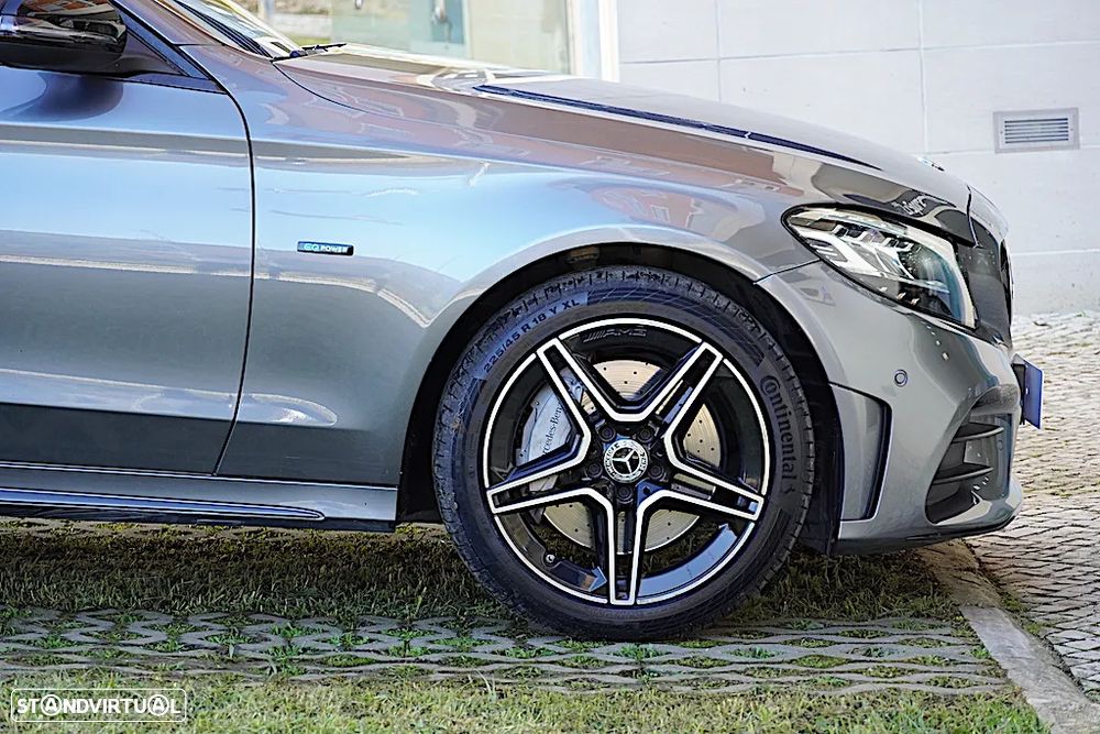 Mercedes-Benz C 300 de AMG Line - 10