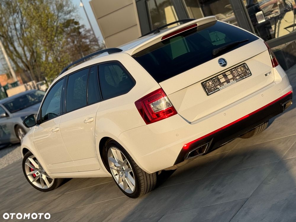 Skoda Octavia 2.0 TDI RS DSG - 11