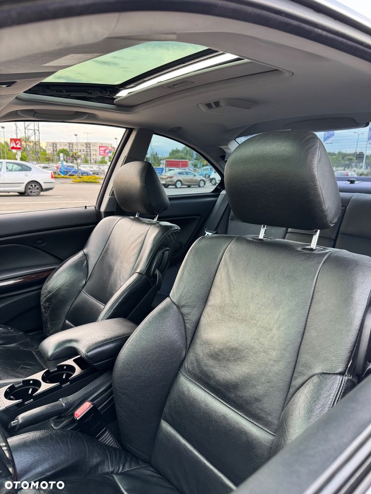 BMW Seria 3 330Ci - 22